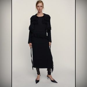 Zara textured skirt limited edition